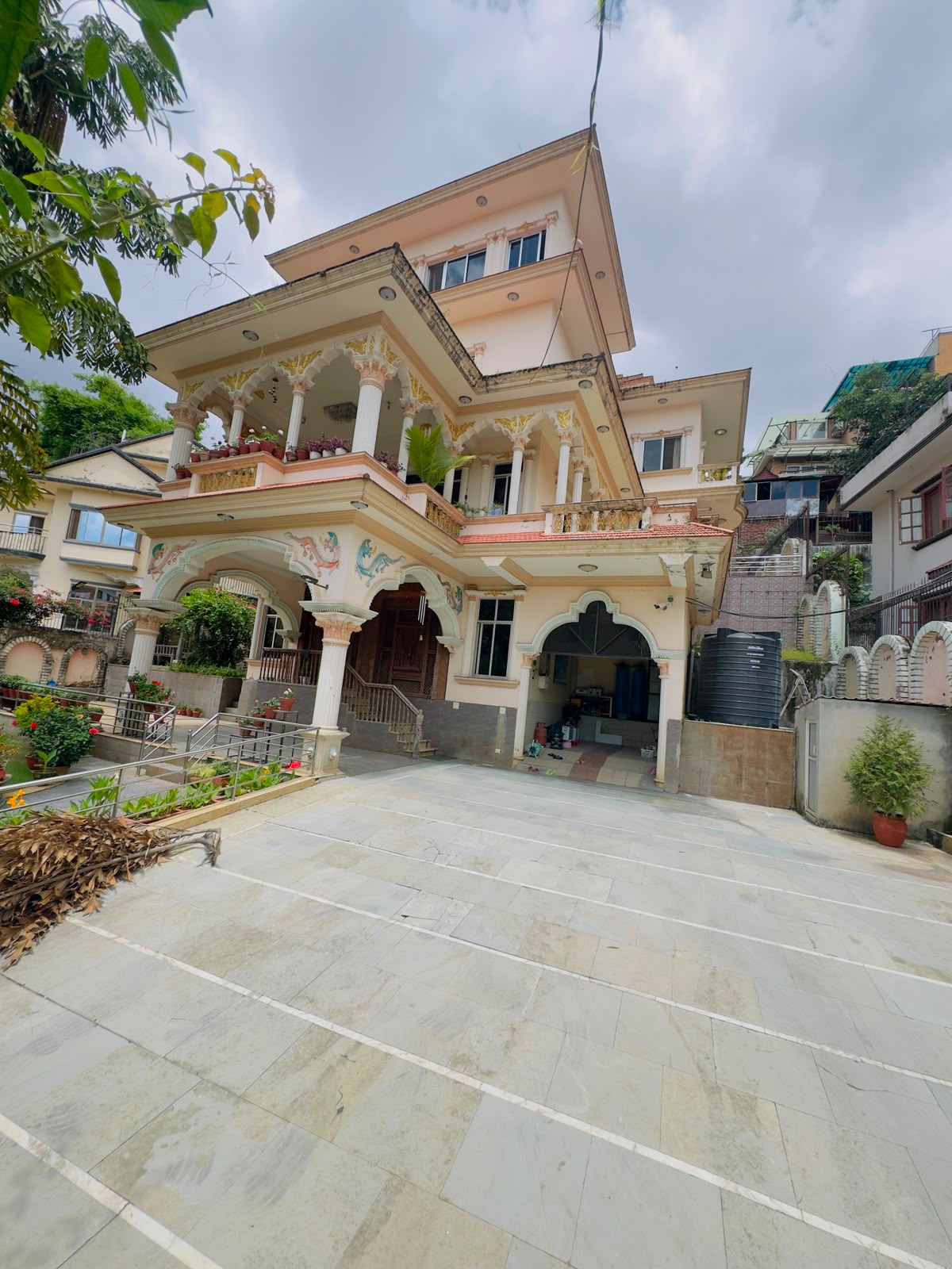 property-image
